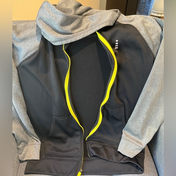 Large black and grey zip up polar fleece hoodie - Picture 2 of 5